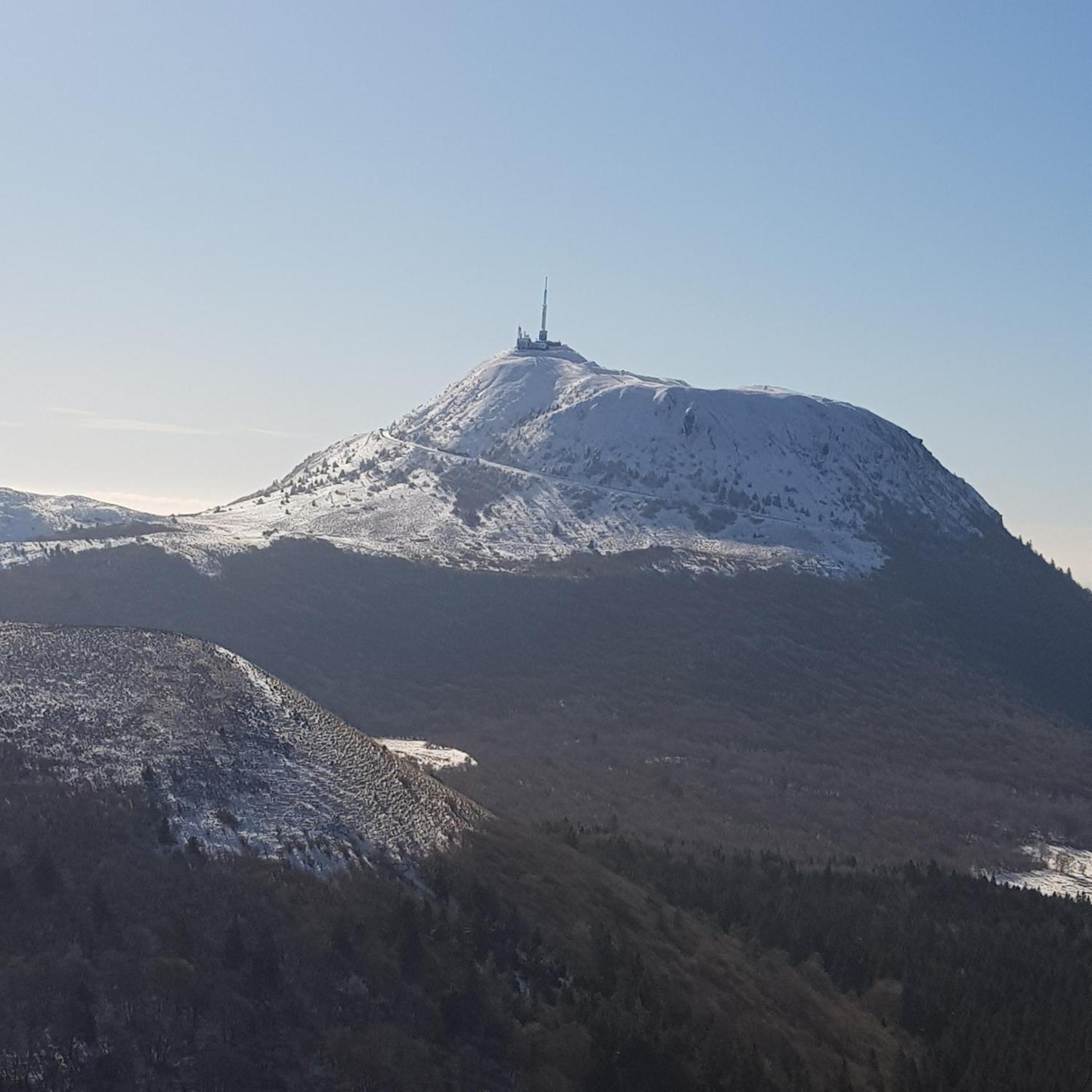 Sejour Au Coeur Des Volcans Saint-Ours  Zimmer foto